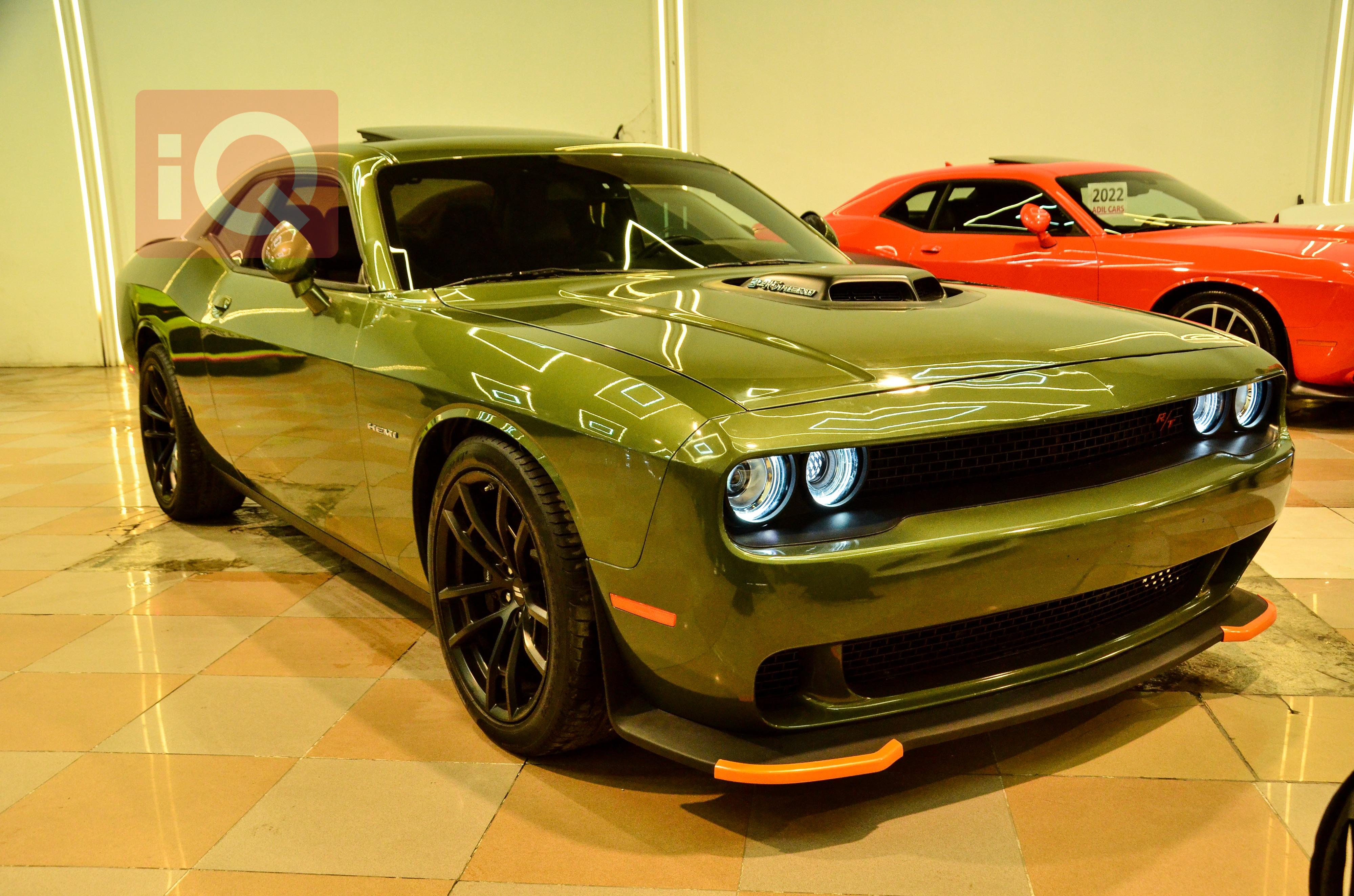 Dodge Challenger